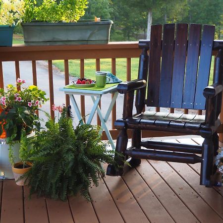 Bedford Landings Bed & Breakfast Moneta 외부 사진