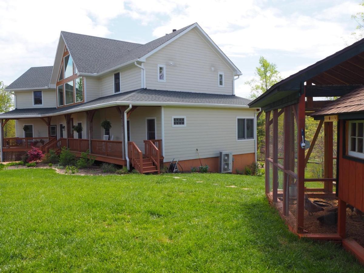 Bedford Landings Bed & Breakfast Moneta 외부 사진