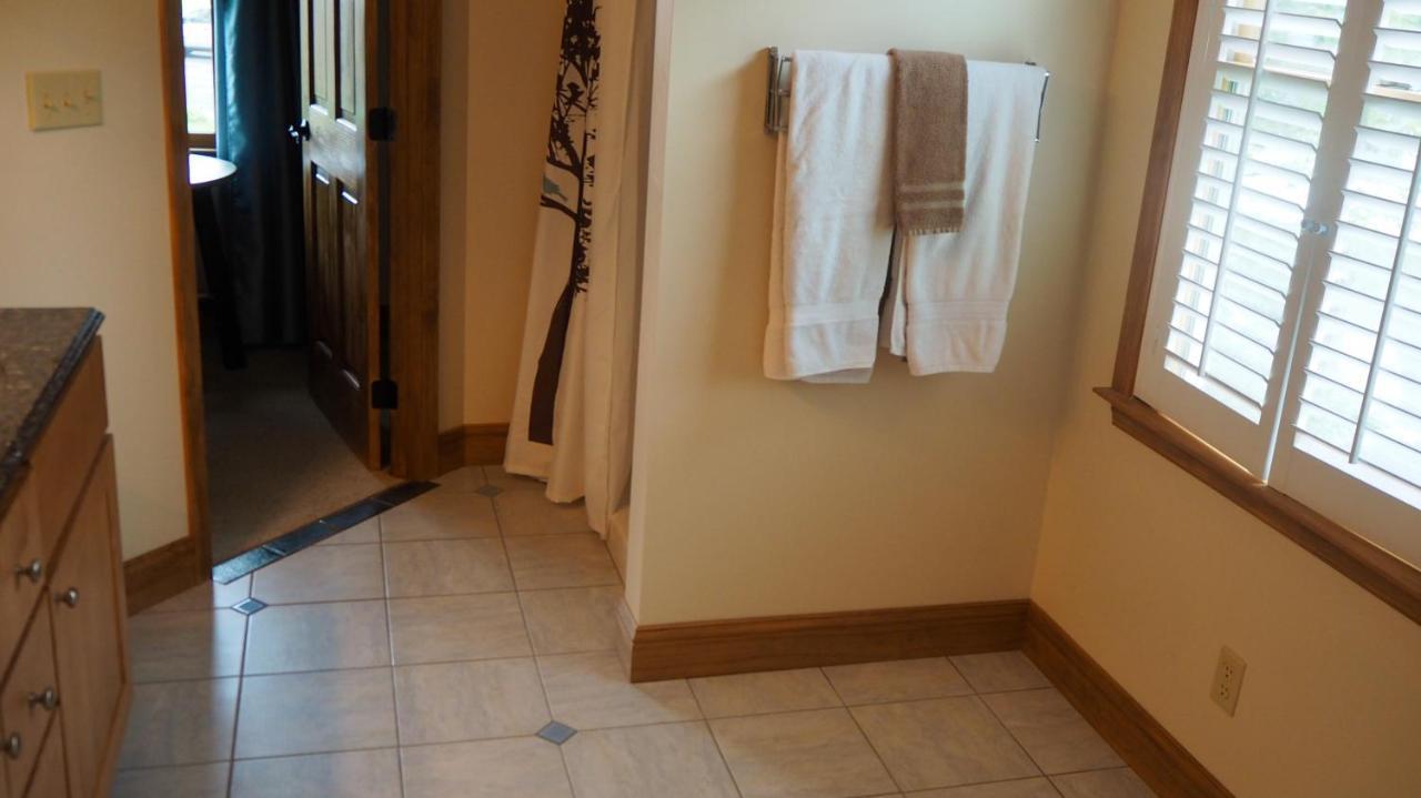 Bedford Landings Bed & Breakfast Moneta 외부 사진